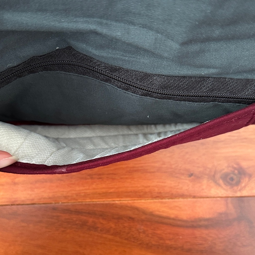 Embroidered Maroon Pouch - Picture 4 of 4